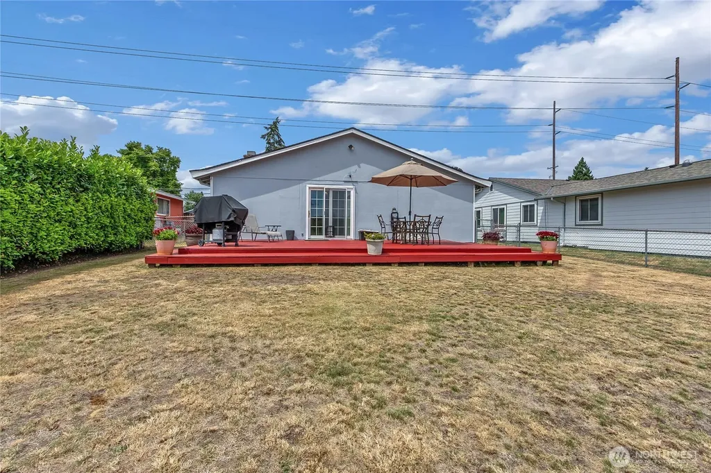 6953 S Madison Street Tacoma WA 98409