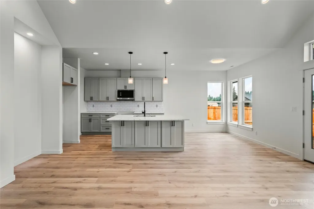 260 Eminence Avenue Winlock WA 98056