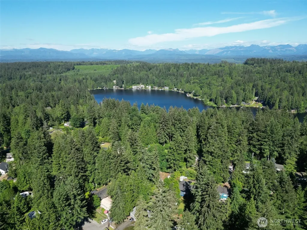 27703 NE 35th Street NE Redmond WA 98053