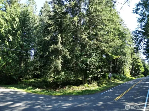 27703 NE 35th Street NE Redmond WA 98053