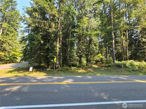 27703 NE 35th Street NE Redmond WA 98053