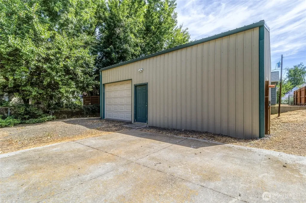 1031 Bonnie Brae Street Walla Walla WA 99362
