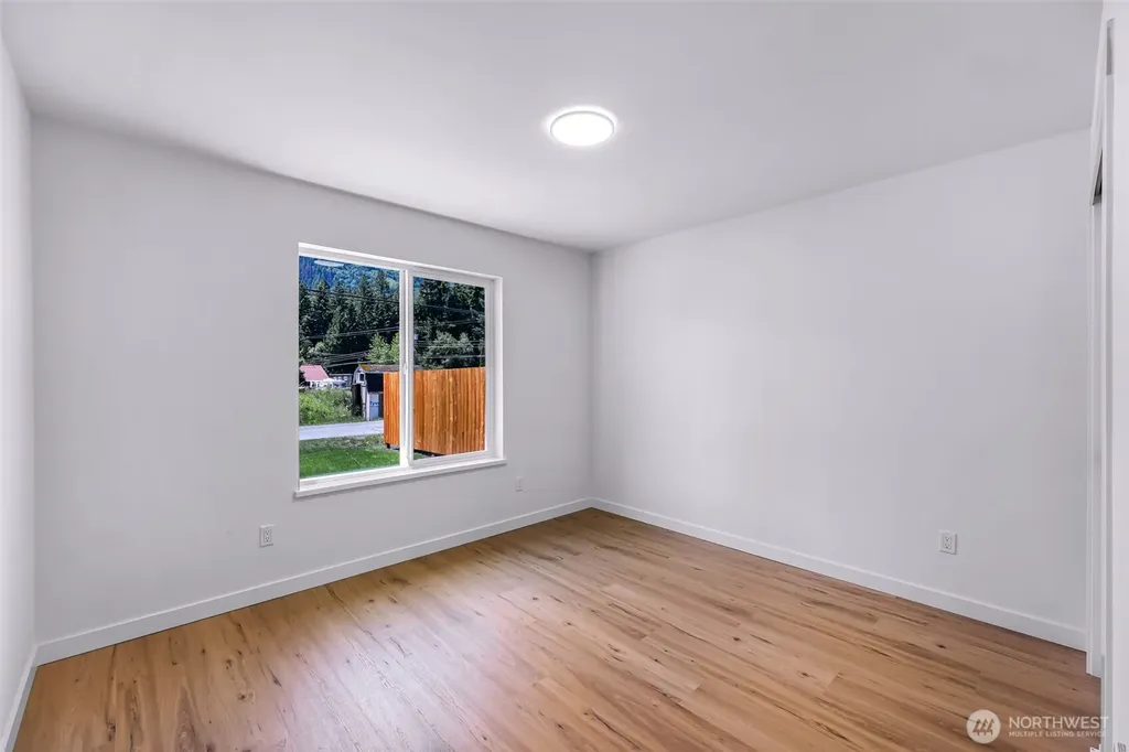 7934 Oregon Trail Maple Falls WA 98266