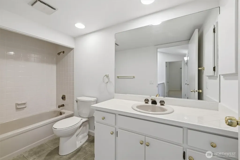 4617 103rd Lane NE Kirkland WA 98033