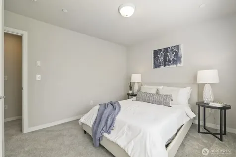 14715 Admiralty Way Lynnwood WA 98087