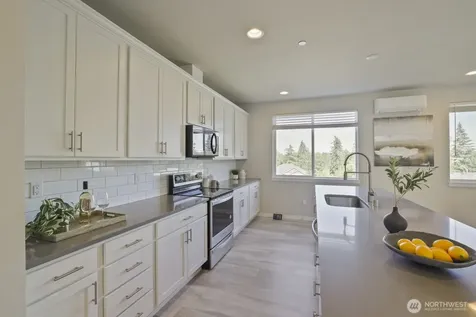 14715 Admiralty Way Lynnwood WA 98087