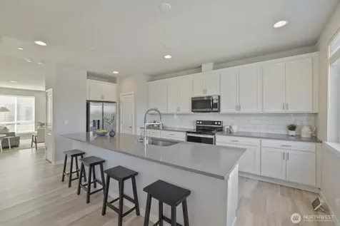 14715 Admiralty Way Lynnwood WA 98087