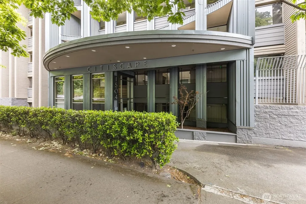 1504 Aurora Avenue N Seattle WA 98109