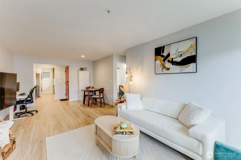 1504 Aurora Avenue N Seattle WA 98109