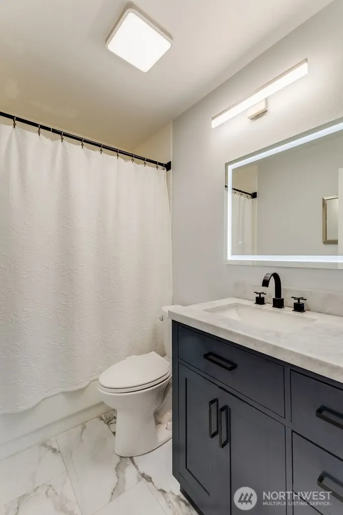 1504 Aurora Avenue N Seattle WA 98109