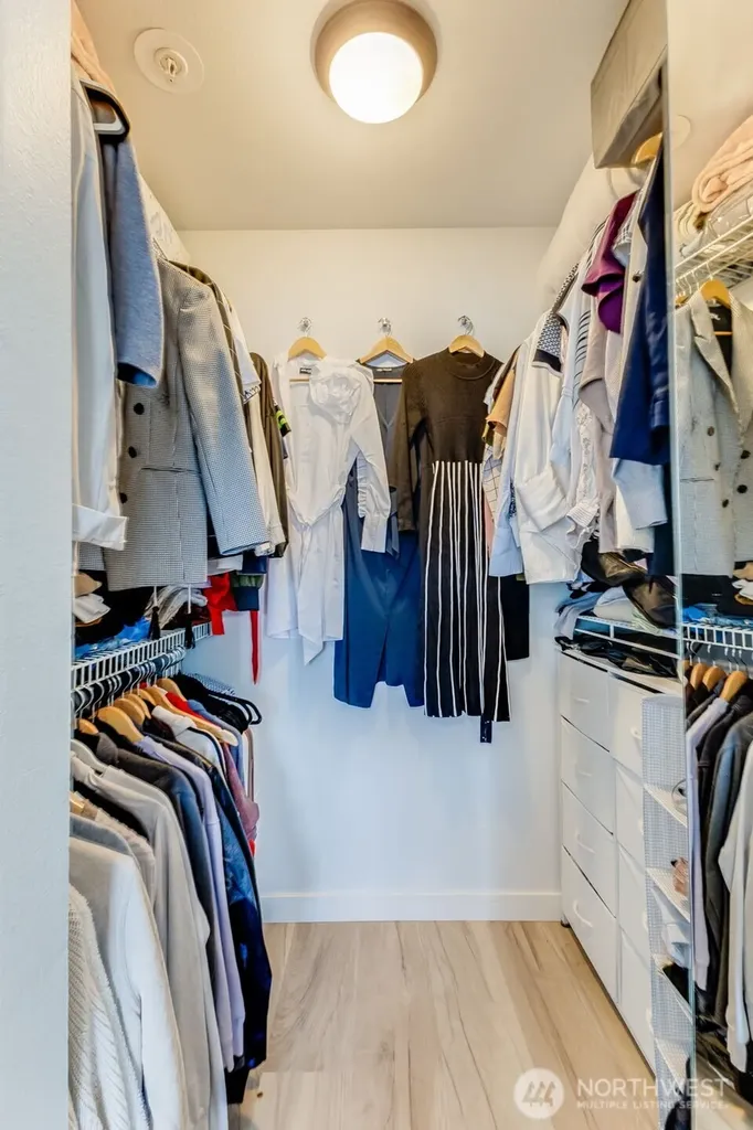 1504 Aurora Avenue N Seattle WA 98109