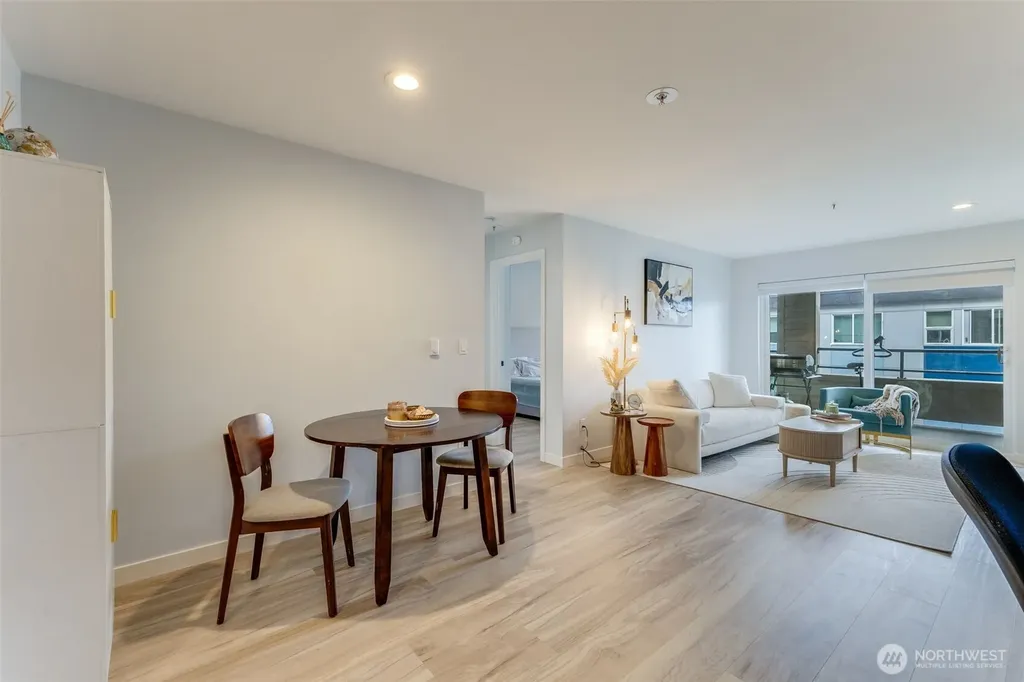 1504 Aurora Avenue N Seattle WA 98109