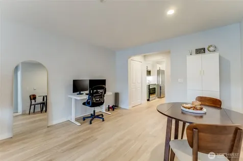 1504 Aurora Avenue N Seattle WA 98109