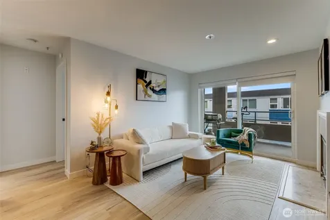 1504 Aurora Avenue N Seattle WA 98109