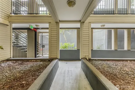 1504 Aurora Avenue N Seattle WA 98109