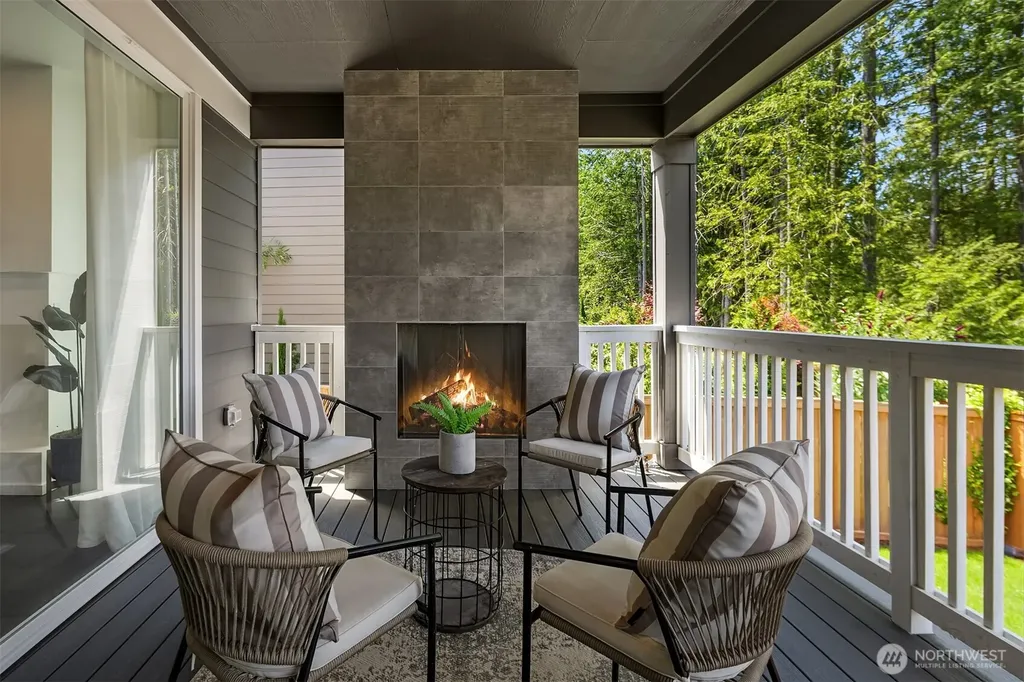 4912 Amherst Way SW Port Orchard WA 98367