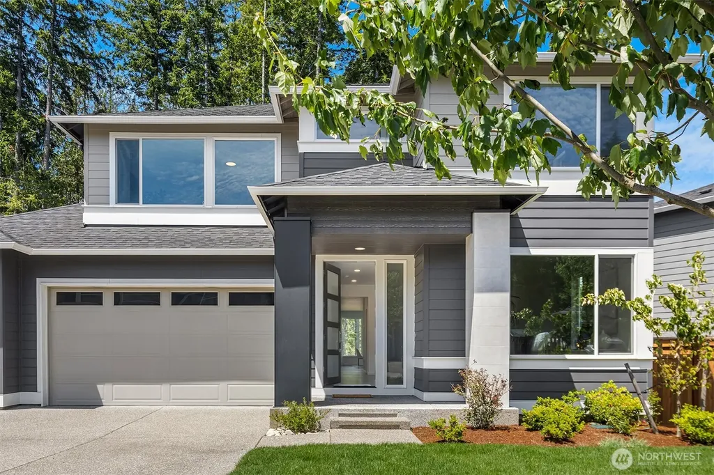 4912 Amherst Way SW Port Orchard WA 98367