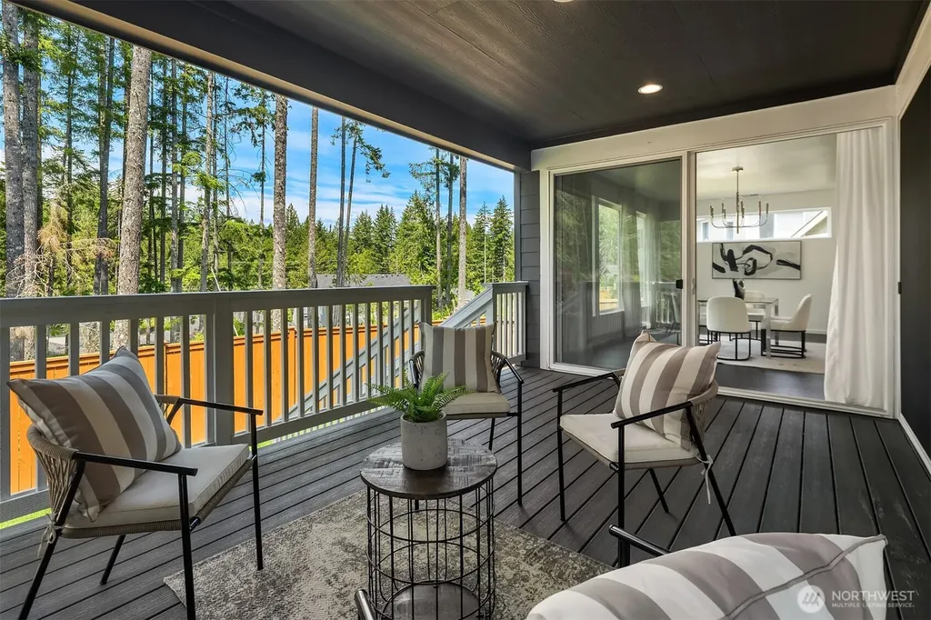 4912 Amherst Way SW Port Orchard WA 98367