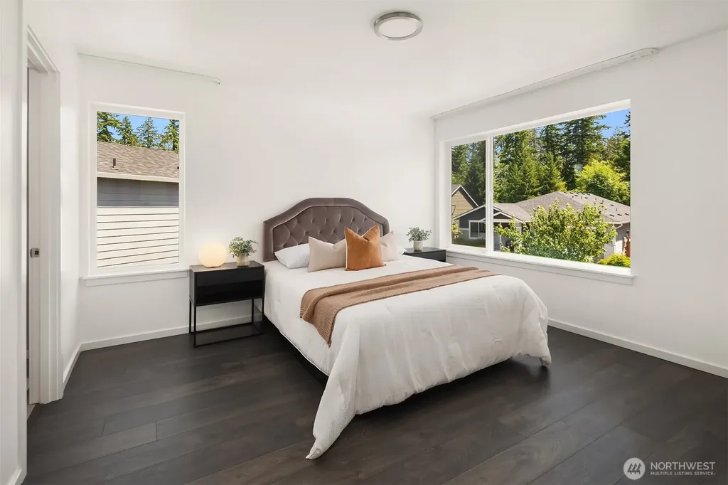 4912 Amherst Way SW Port Orchard WA 98367