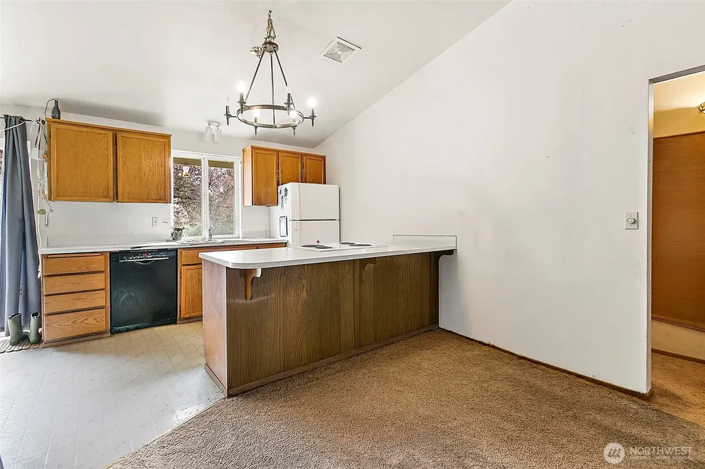 916 40th Avenue SW Puyallup WA 98373