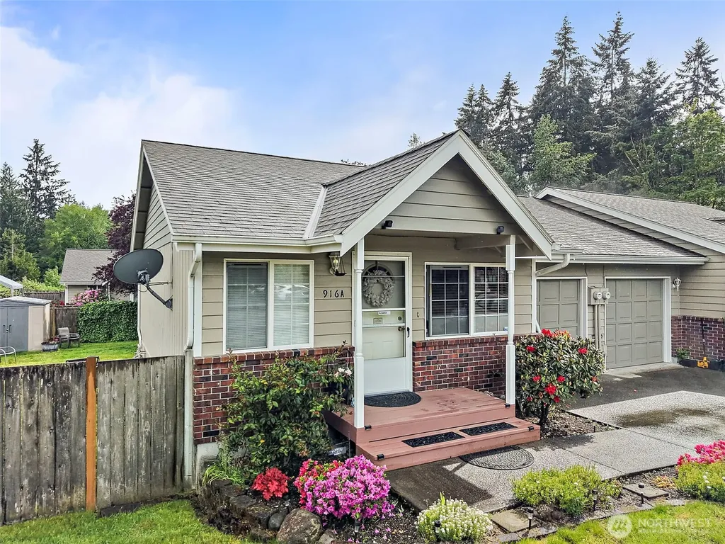 916 40th Avenue SW Puyallup WA 98373