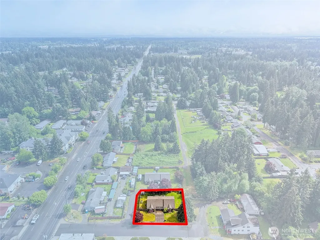916 40th Avenue SW Puyallup WA 98373