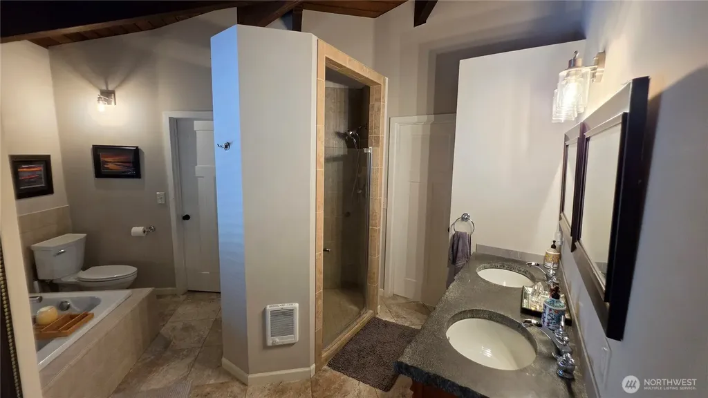 7 Granite Circle Bellingham WA 98229