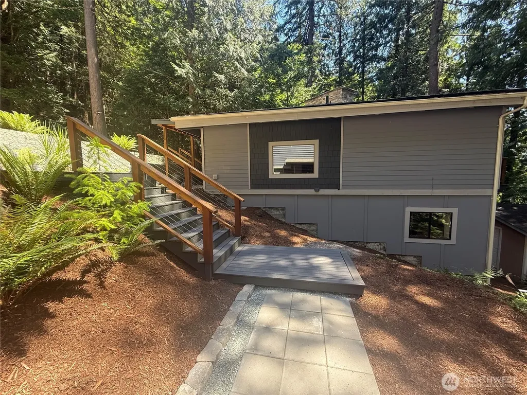 7 Granite Circle Bellingham WA 98229