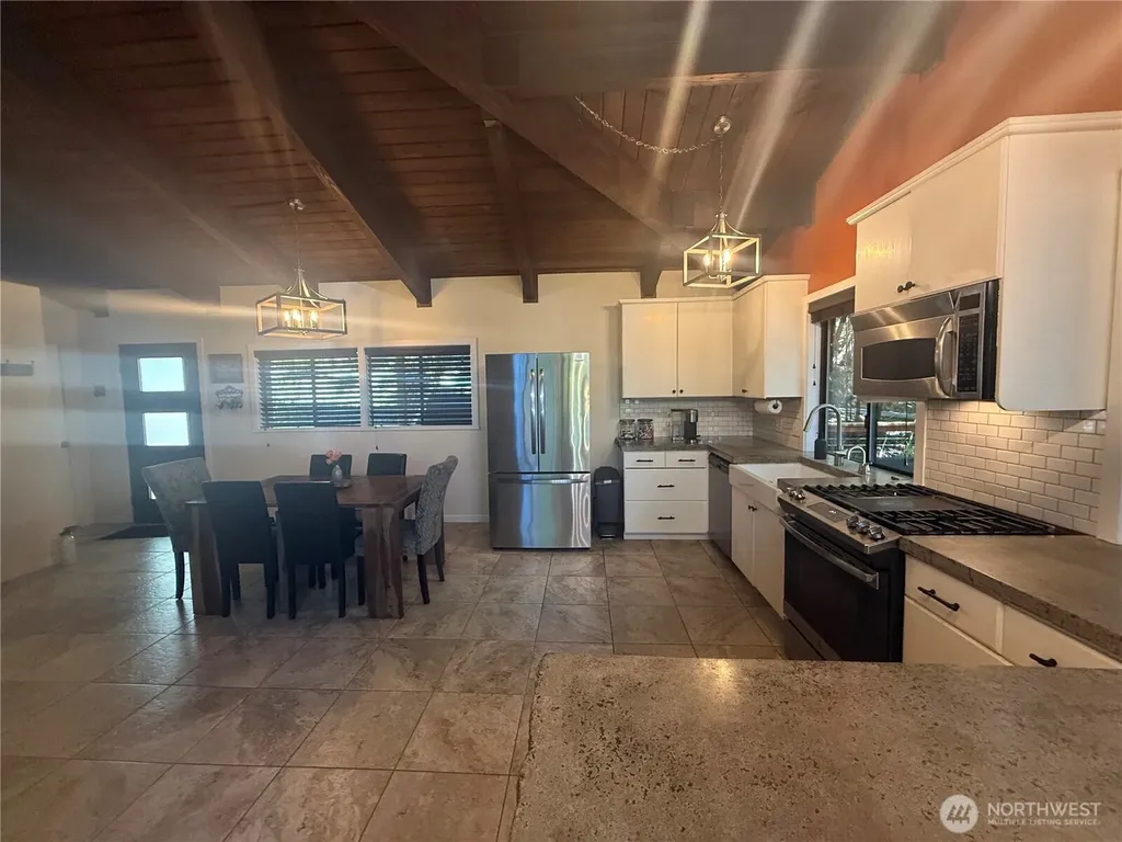 7 Granite Circle Bellingham WA 98229
