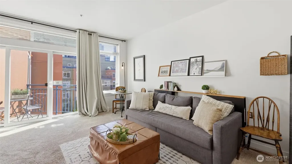 2414 1st Avenue Seattle WA 98121