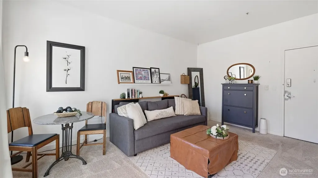2414 1st Avenue Seattle WA 98121