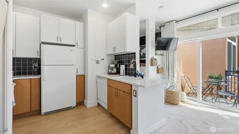 2414 1st Avenue Seattle WA 98121