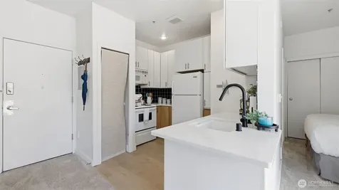 2414 1st Avenue Seattle WA 98121