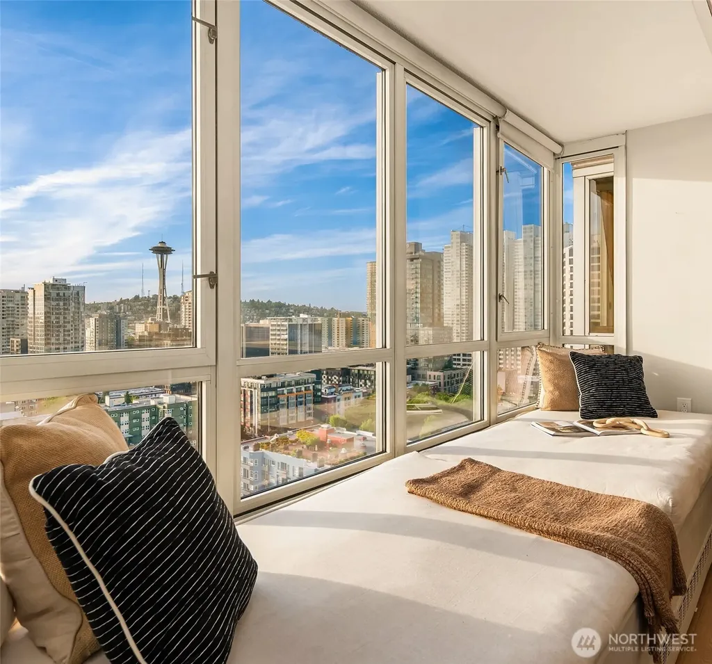 2125 1st Avenue Seattle WA 98121