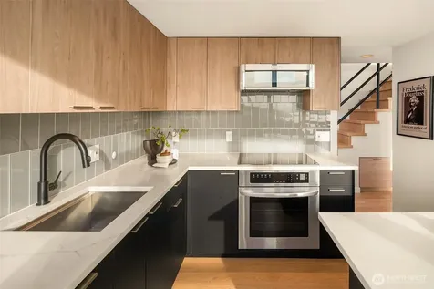 2125 1st Avenue Seattle WA 98121