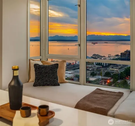 2125 1st Avenue Seattle WA 98121