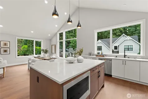 Issaquah WA 98027