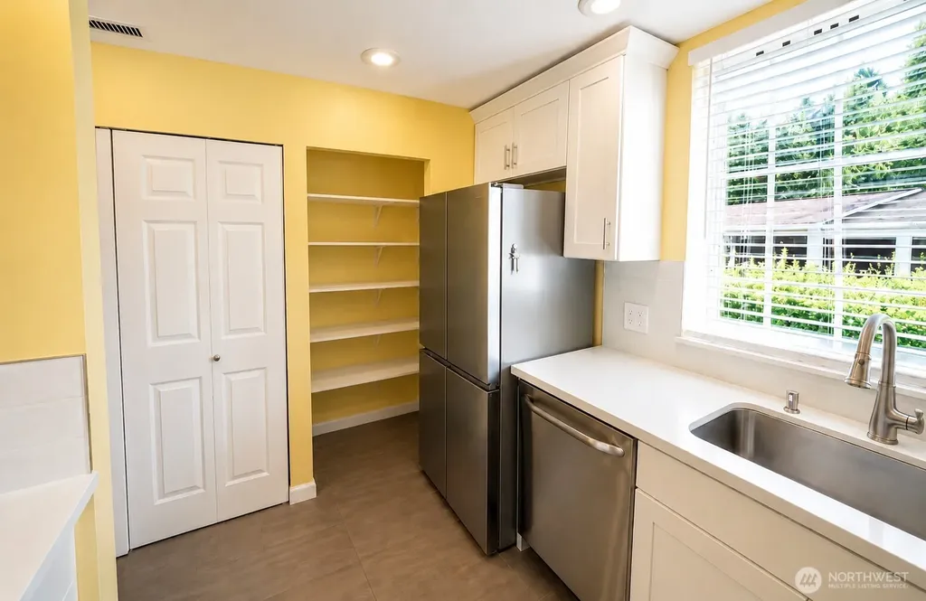 25235 SE Klahanie Boulevard Sammamish WA 98029