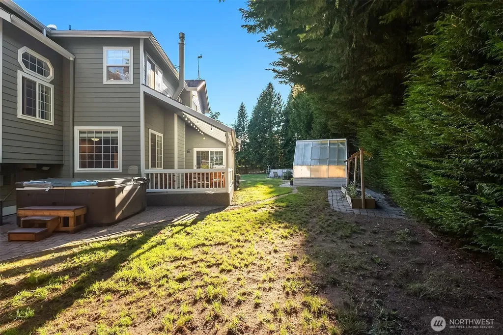 1631 180th Place SW Lynnwood WA 98037