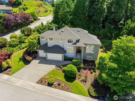 8243 147th Avenue SE Newcastle WA 98059