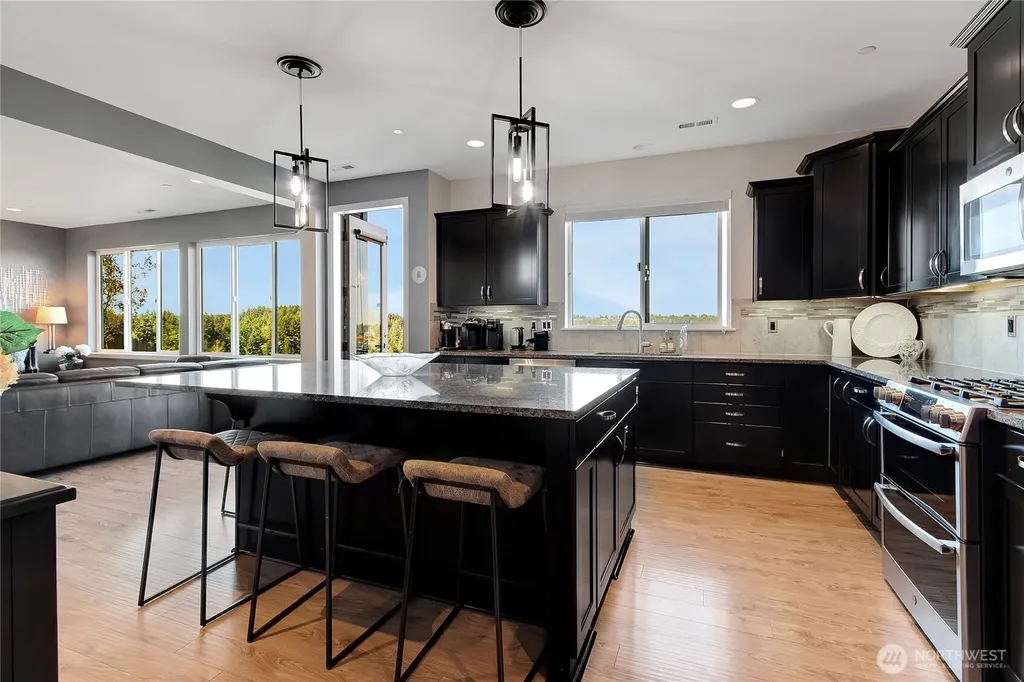 10901 174th Avenue E Bonney Lake WA 98391