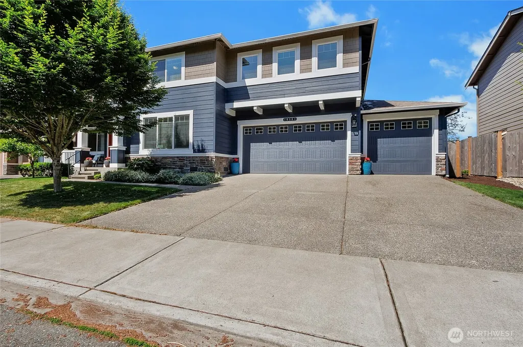 10901 174th Avenue E Bonney Lake WA 98391