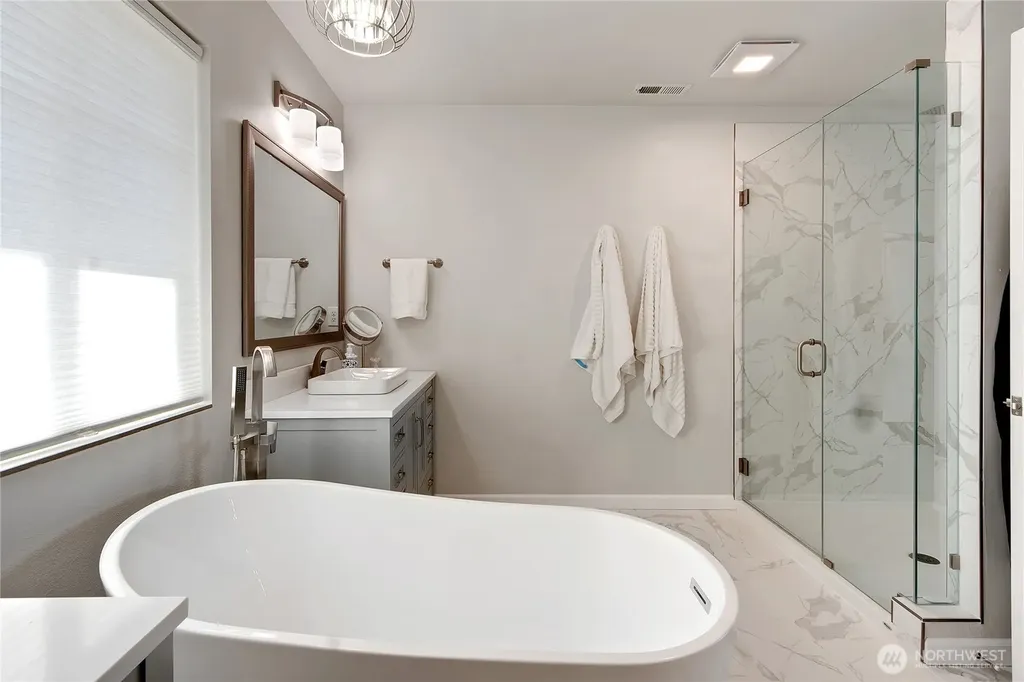 10901 174th Avenue E Bonney Lake WA 98391
