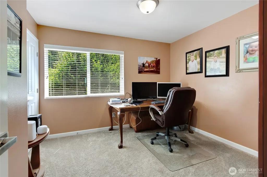 10901 174th Avenue E Bonney Lake WA 98391