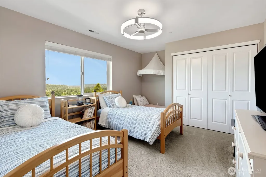 10901 174th Avenue E Bonney Lake WA 98391