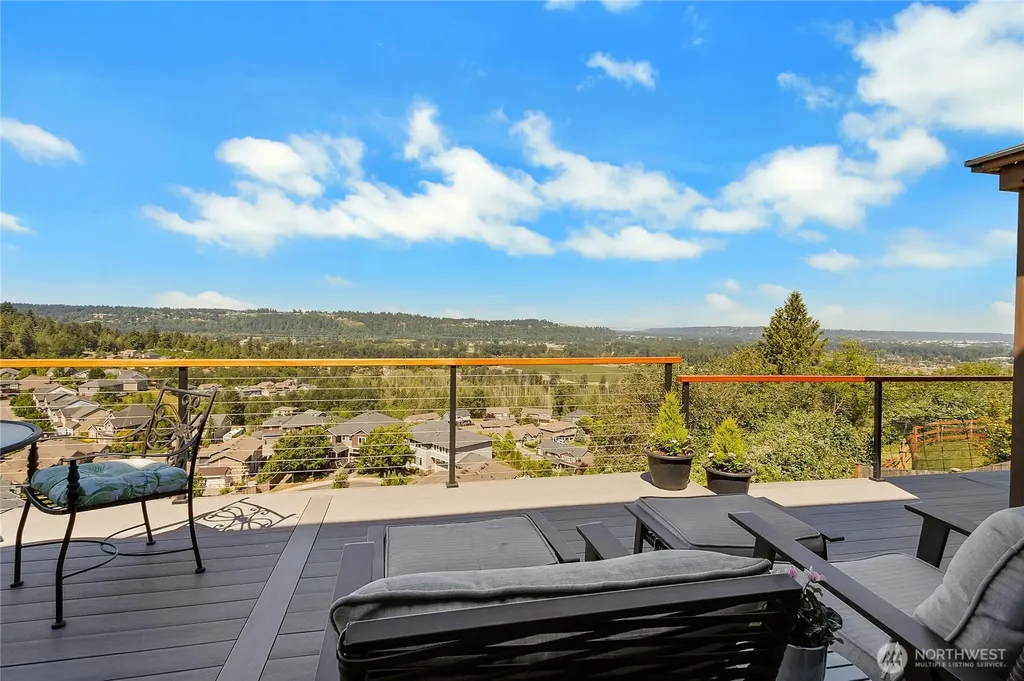 10901 174th Avenue E Bonney Lake WA 98391
