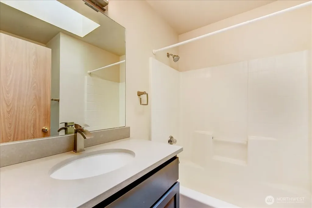 7001 60th Place NE Marysville WA 98270