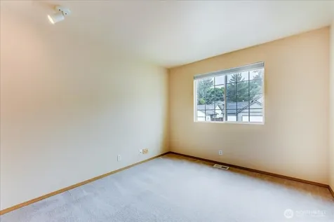 7001 60th Place NE Marysville WA 98270