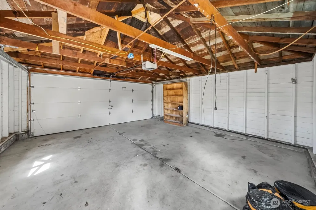 1425 S 52nd Street Tacoma WA 98408
