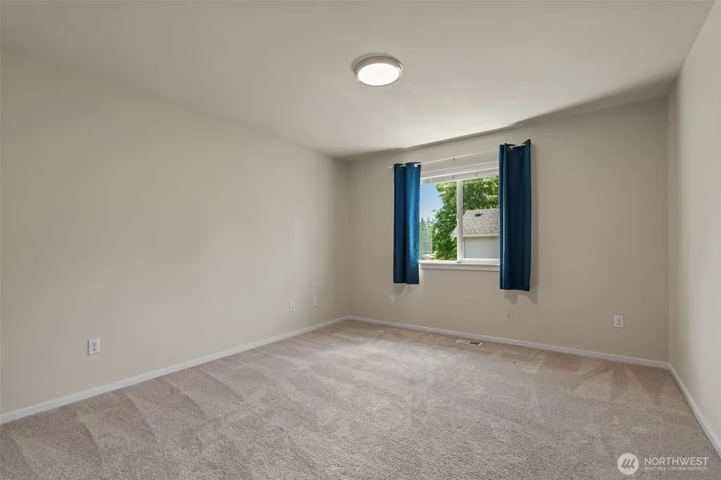 22313 38th Avenue SE Bothell WA 98021